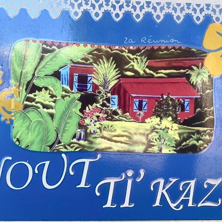 Apartmán Nout Ti Kaz Le Bains Étang-Salé les Bains Exteriér fotografie